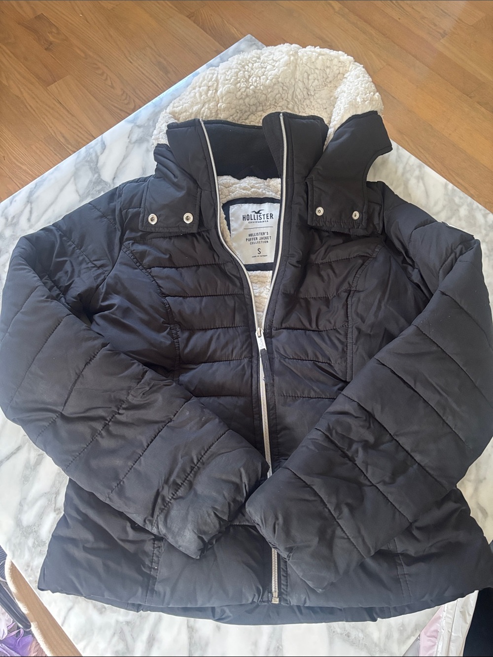 Hollister Black Kids Quilted Puffer Jacket with Sherpa Hood